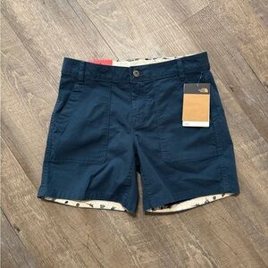 NWT North Face Navy Shorts